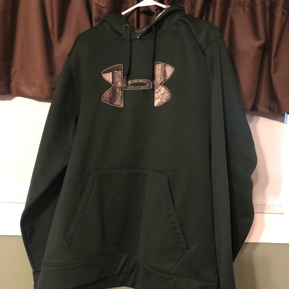 Under Armour Other - Under Armour hoodie